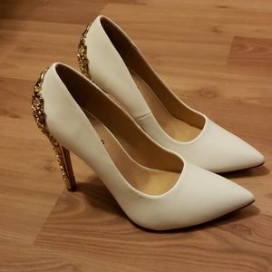Just Fab Sarina Pump